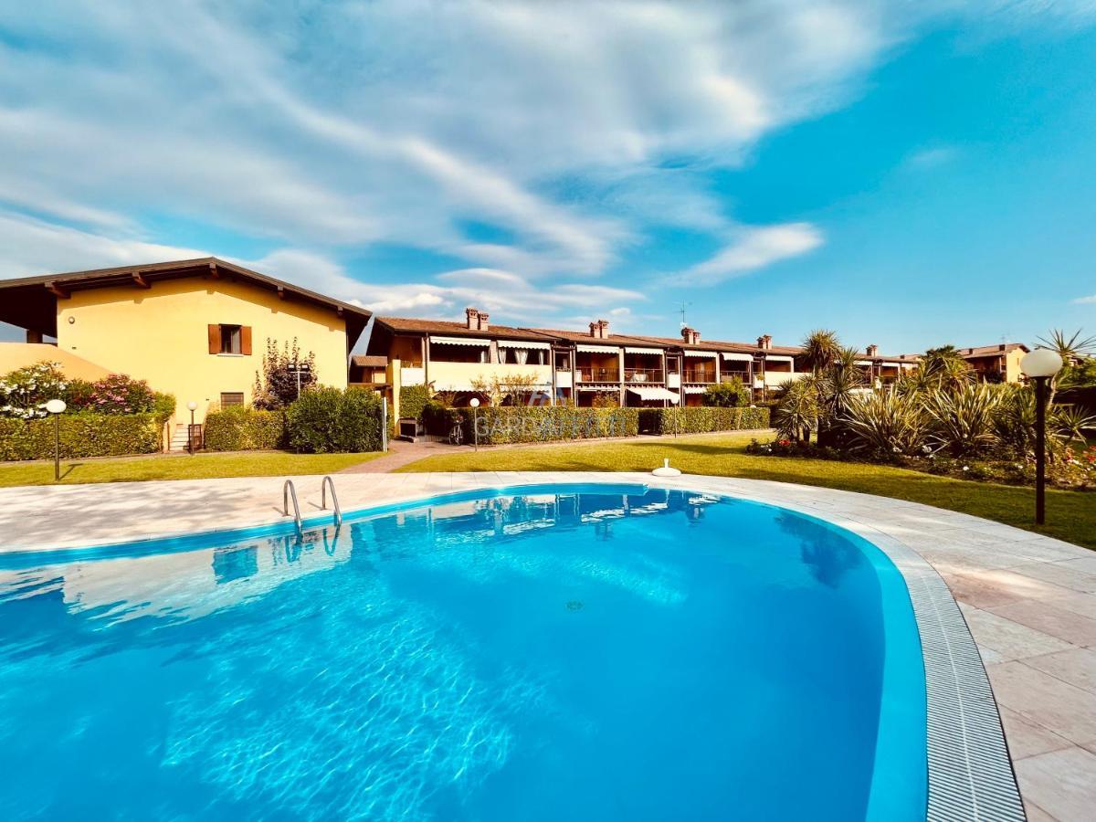 Artemide Apartment - A Soli 150M Dal Lago Di Garda سيرمِيوني المظهر الخارجي الصورة