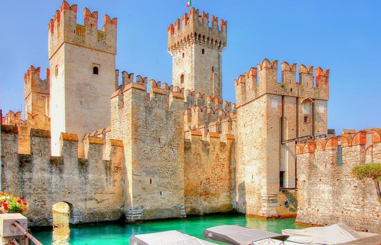 Artemide Apartment - A Soli 150M Dal Lago Di Garda سيرمِيوني المظهر الخارجي الصورة