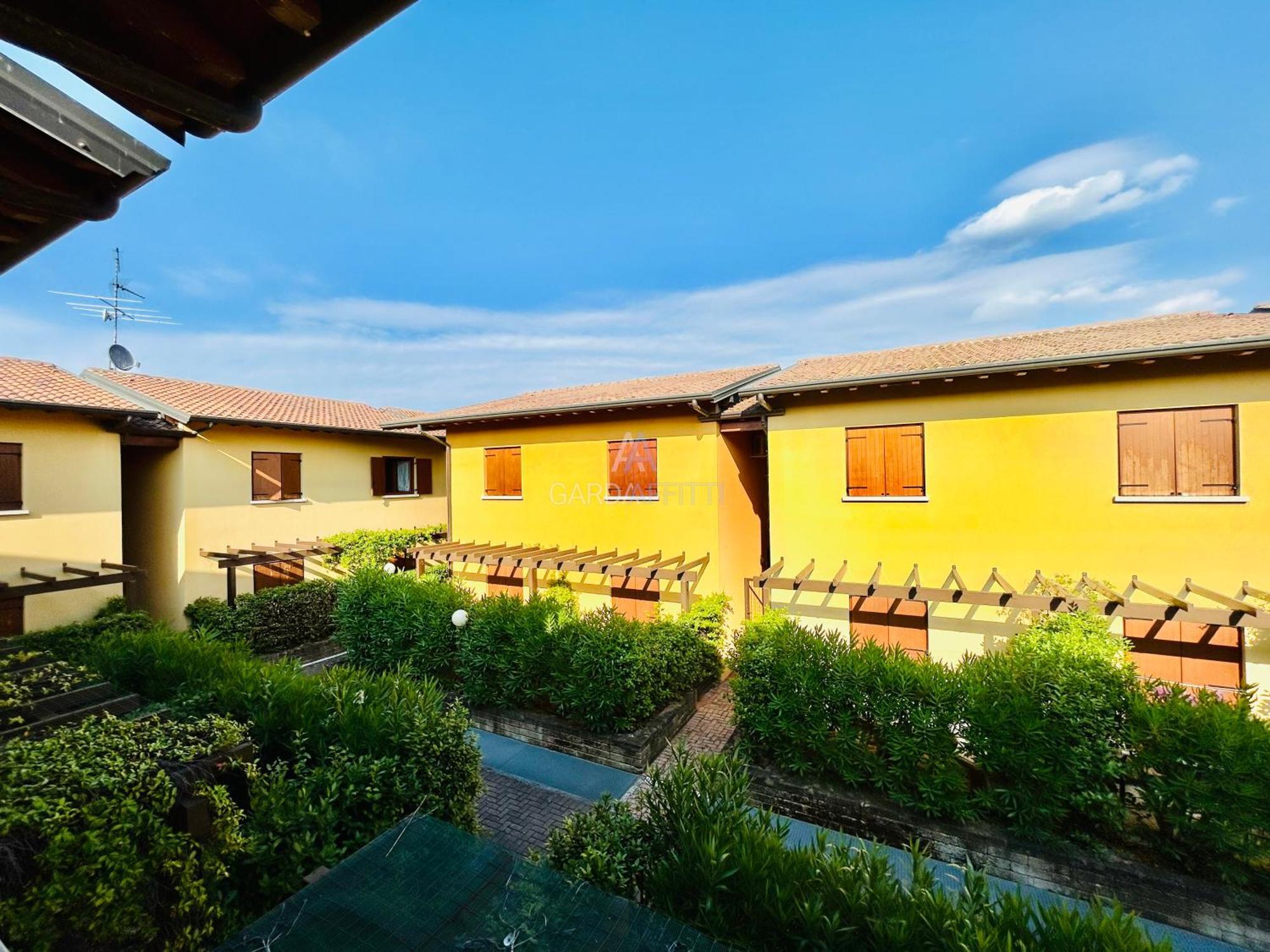 Artemide Apartment - A Soli 150M Dal Lago Di Garda سيرمِيوني المظهر الخارجي الصورة
