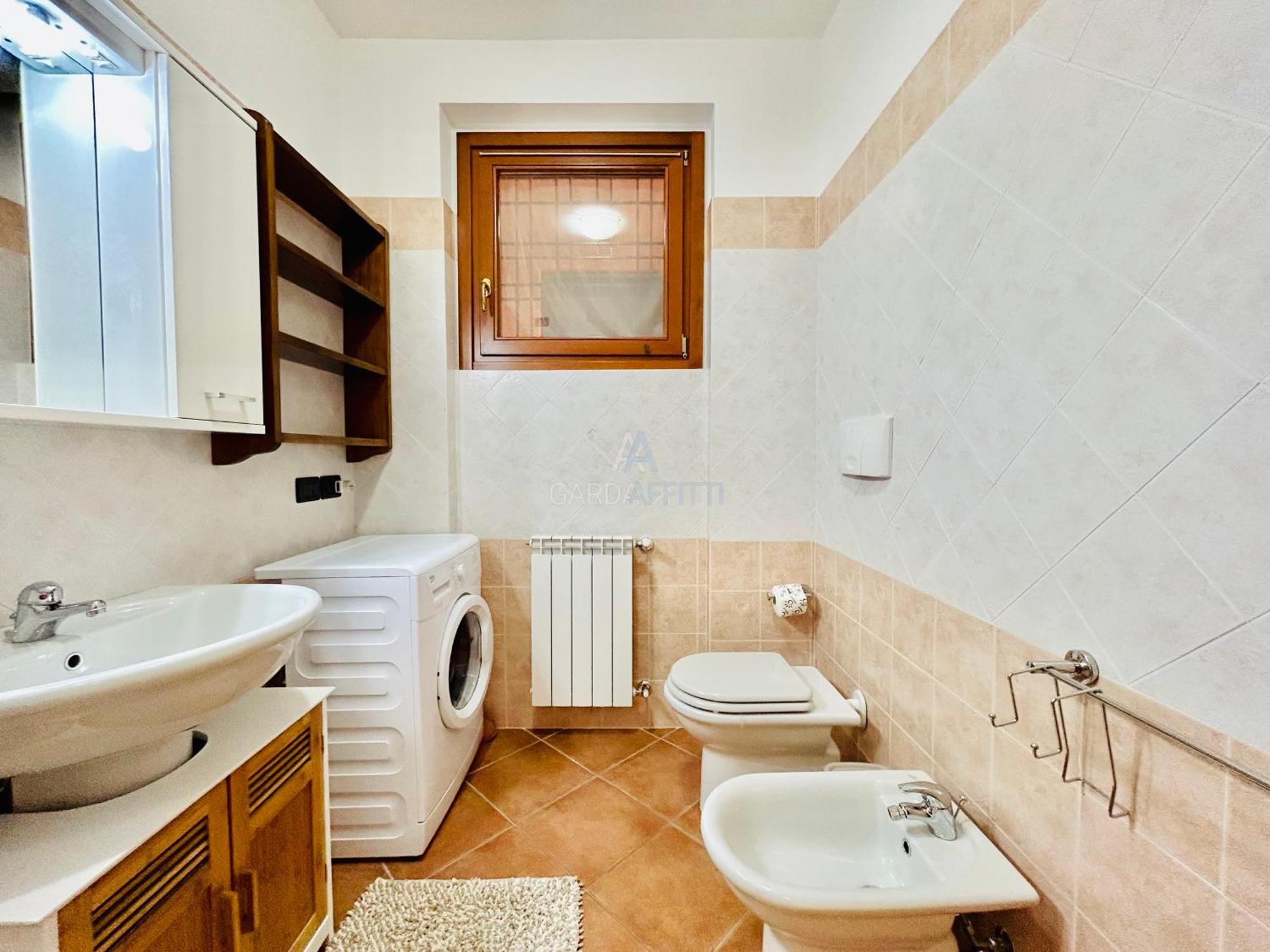 Artemide Apartment - A Soli 150M Dal Lago Di Garda سيرمِيوني المظهر الخارجي الصورة
