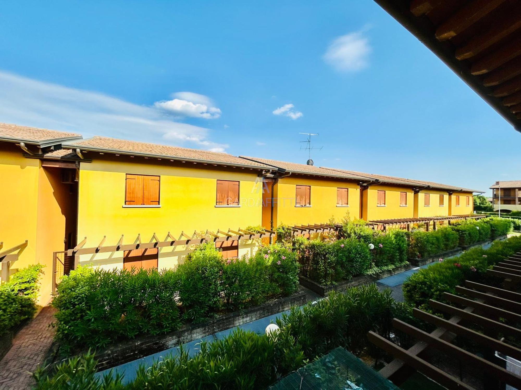 Artemide Apartment - A Soli 150M Dal Lago Di Garda سيرمِيوني المظهر الخارجي الصورة